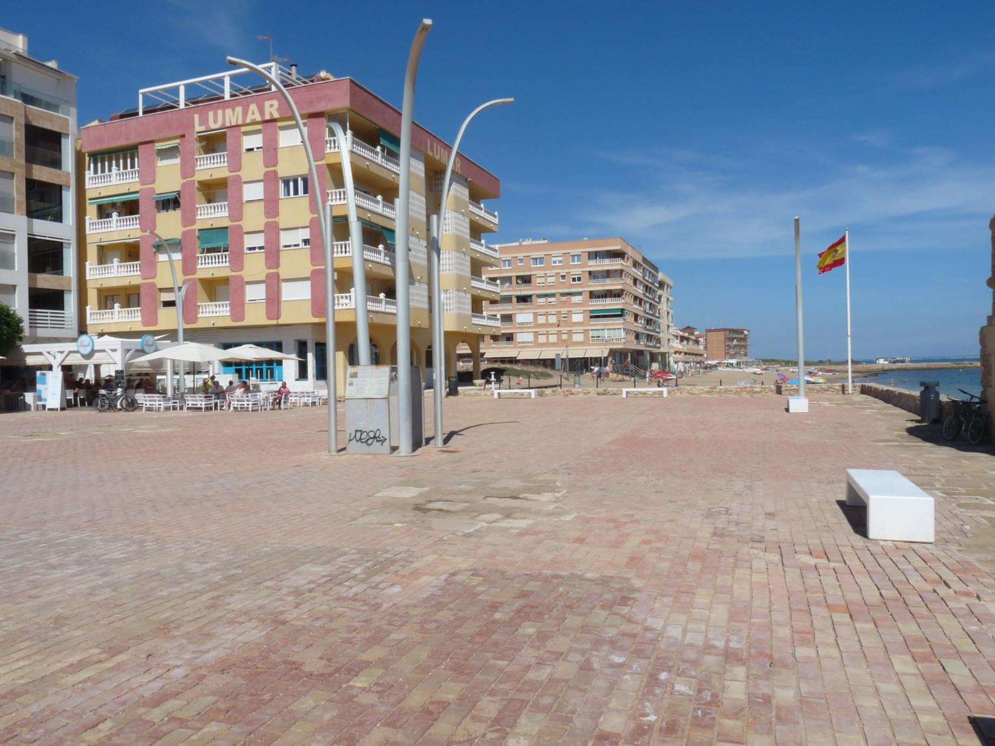 Modern Apartment Near Beach Ла Мата Екстериор снимка